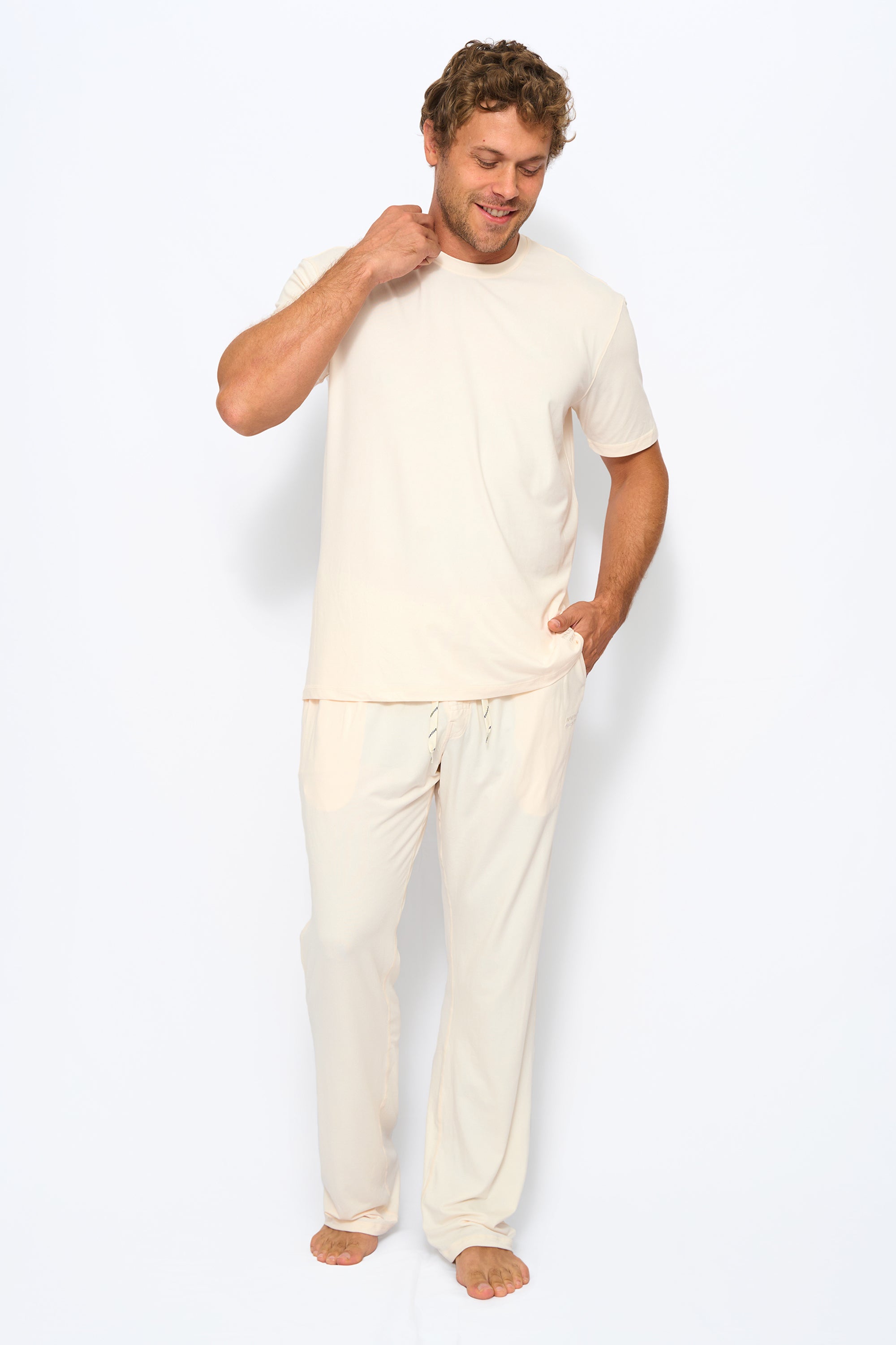 MENS CLASSIC T SHIRT